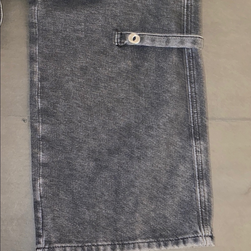 ROMWE Large Grunge Punk Solid Strap Detail Cargo Boy Friend Jeans, School - Picture 9 of 14